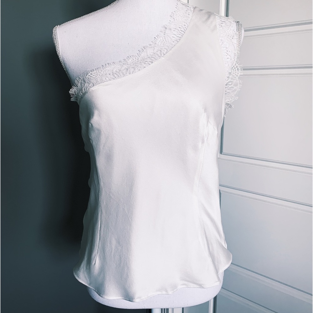 NWT Luba by Hannah Payne top. Size 6.
